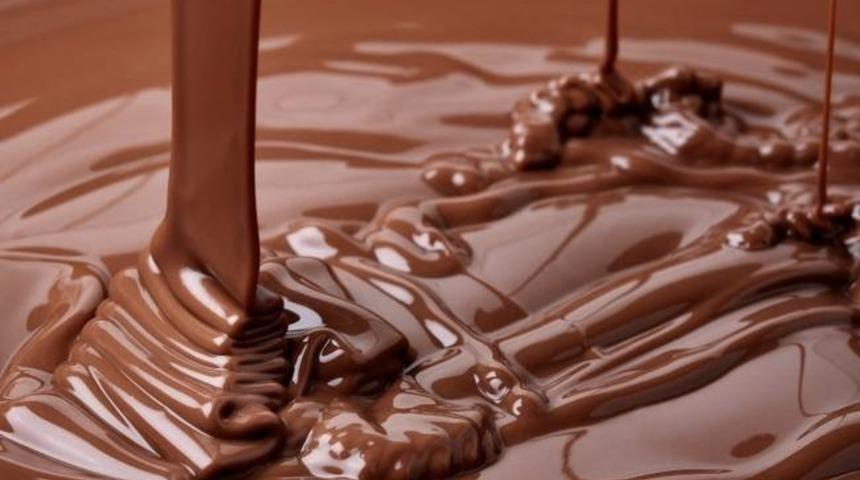 &Ccedil;ikolata ve gazoza cinsel g&uuml;c&uuml; artırıcı ila&ccedil; koymuşlar!