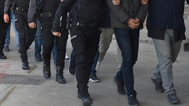 Antalya’da istihbaratçı yalanıyla 3,5 milyonluk vurgun yaptılar