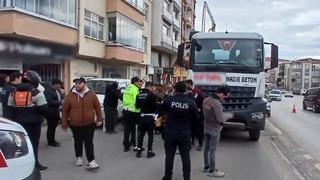 Sinop'ta feci kaza! Yaşlı adama beton mikseri çarptı