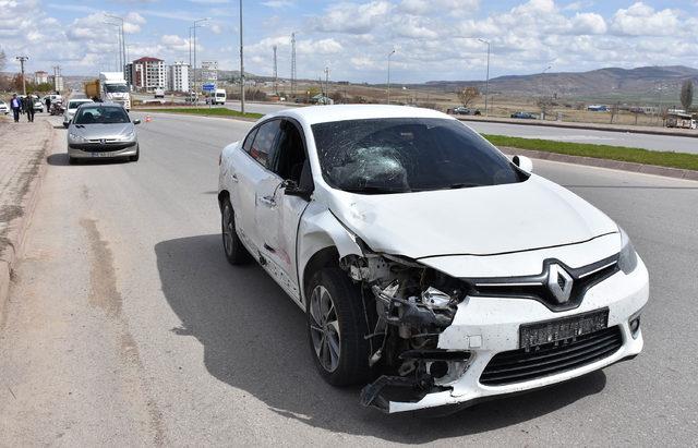 Otomobilin çarptığı engelli motosikleti sürücüsü öldü