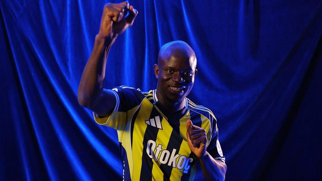 Fenerbah&ccedil;e ma&ccedil;ı &ouml;ncesi meydan okudu: "Bizde Kant&eacute; den iyi futbolcular var" 2