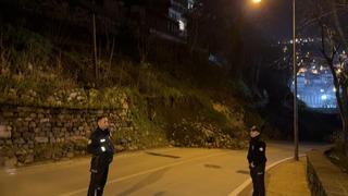 Bursa'da heyelan: Tophane-Muradiye yolu ulaşıma kapandı