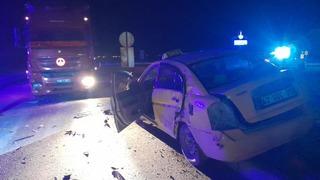 Konya'da tır ile ticari taksi çarpıştı: 1 yaralı