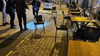 Kafede birlikte oturduğu genci, silahla vurarak kayıplara karıştı