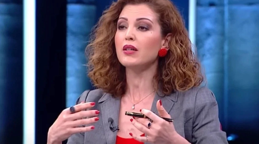 Nagehan Al&ccedil;ı Habert&uuml;rk'ten kovuldu mu? A&ccedil;ıklama yaptı