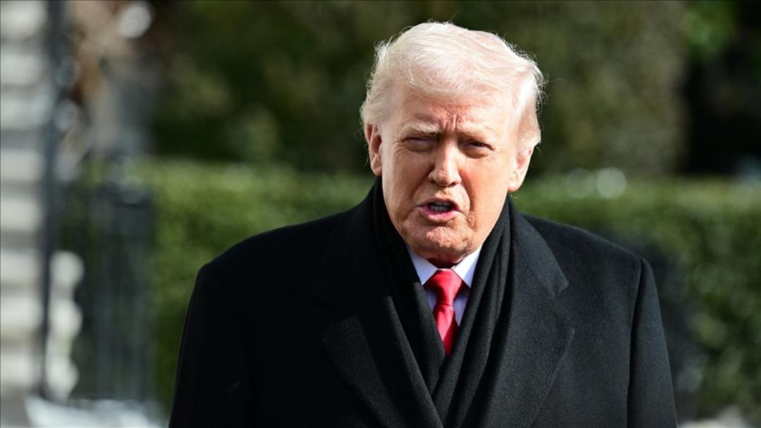 T&uuml;m d&uuml;nyayı etkileyecek İran kararı! Donald Trump imzaladı: Y&uuml;zde 25 ek g&uuml;mr&uuml;k vergisi &ouml;deyecekler 4