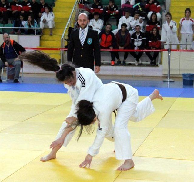 Okullararası Judo Grup mMüsabakaları sona erdi