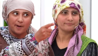 Cemile'yi g&ouml;renler şaştı kaldı! Baş&ouml;rt&uuml;s&uuml;n&uuml; &ccedil;ıkarıp...