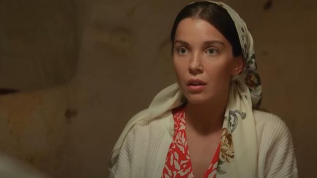 Uzak Şehir’in Pakize’si Yaren Güldiken’den iddialı pozlar! 