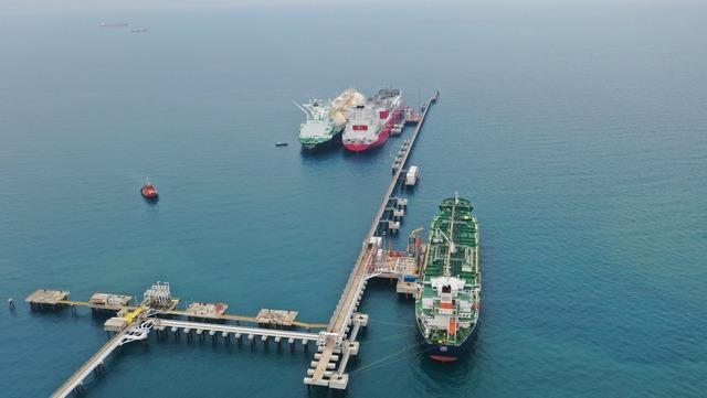 D&ouml;rtyol FSRU Terminali 8 yılda şebekeye 13,4 milyar metrek&uuml;p gaz sağladı 1
