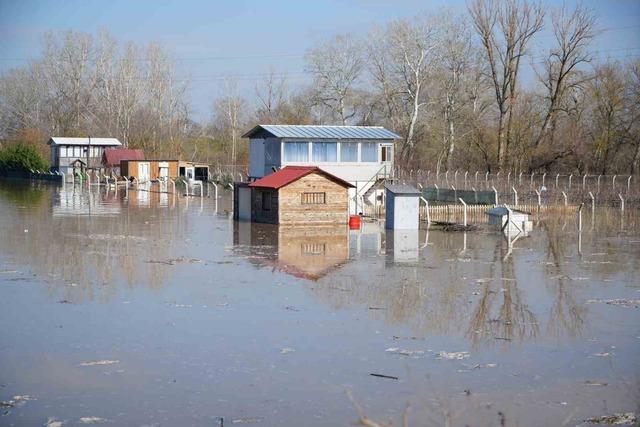 Meri&ccedil; Nehri taştı! Yerleşim alanları sular altında 1