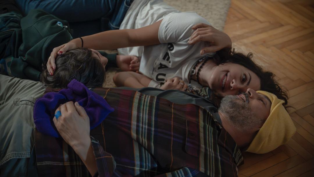 Ateşli sahneleri dikkat &ccedil;ekmişti! İlk ve Son 3. sezon 2. b&ouml;l&uuml;m&uuml; yayınlandı 2