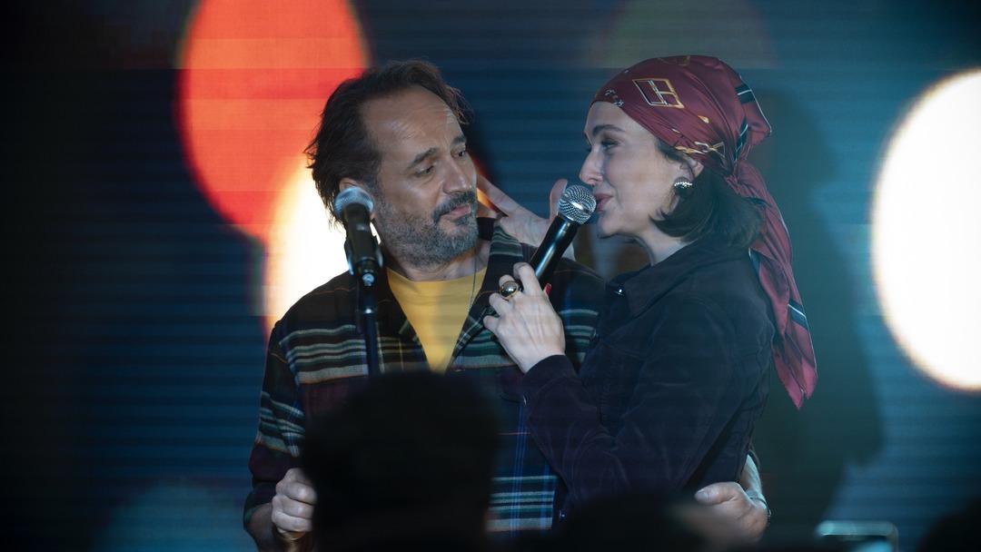 Ateşli sahneleri dikkat &ccedil;ekmişti! İlk ve Son 3. sezon 2. b&ouml;l&uuml;m&uuml; yayınlandı 4