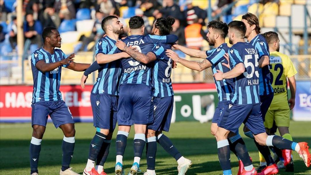 Adana Demirspor&rsquo;da devrim: Y&ouml;netim taraftarın oldu! 1