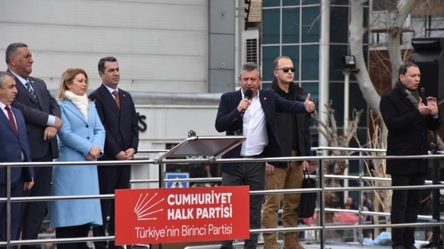 &Ouml;zg&uuml;r &Ouml;zel: CHP iktidarında KDV, &Ouml;TV yok; mazot 35 lira!