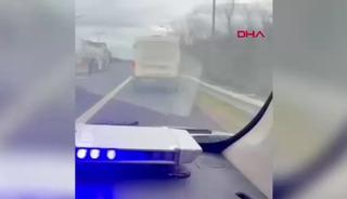 Yer: Sakarya! 20 ka&ccedil;ak g&ouml;&ccedil;men yakalandı