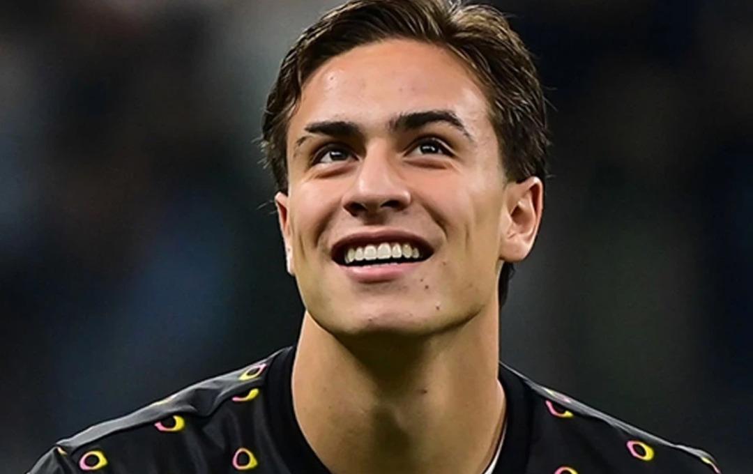 Kenan Yıldız dan tarihe ge&ccedil;ecek imza! Hayatının sonuna kadar &ccedil;uvalla para kazanacak 4