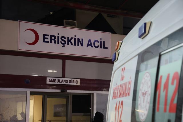 Isırarak kopardığı kulağın par&ccedil;asını su birikintisinde buldular! İzmir de akılalmaz kavga 4