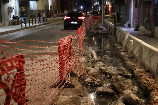 Isırarak kopardığı kulağın par&ccedil;asını su birikintisinde buldular! İzmir de akılalmaz kavga 1