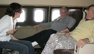 Epstein belgelerinden d&uuml;nyaca &uuml;nl&uuml; model de &ccedil;ıktı! Moda partilerine...