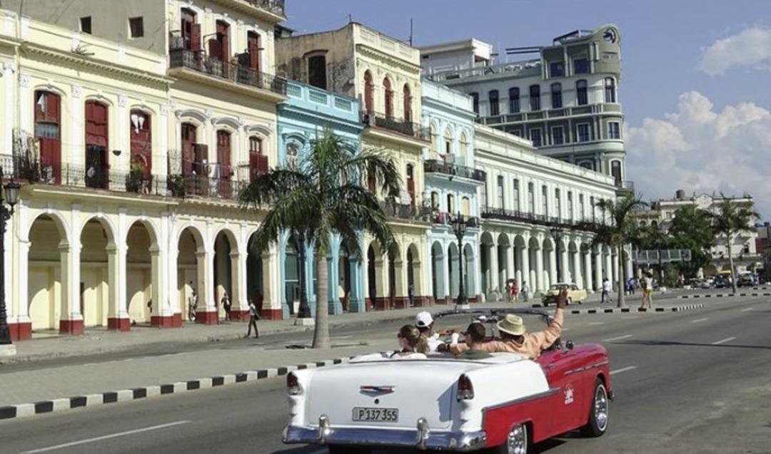 Oteller kapanıyor, &ccedil;alışma saatleri değişiyor! Trump ın kararı bir &uuml;lkedeki her şeyi değiştirdi 2