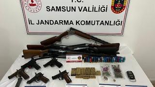 Samsun'da uyuşturucu ve silah kaçakçılığı operasyonu! 3 zanlı yakalandı