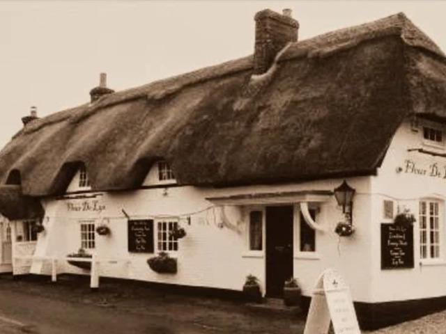 900 yıllık barda paranormal g&ouml;r&uuml;nt&uuml;: Cinayet bile işlendi!