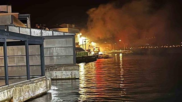Gelibolu’da korkutan yangın