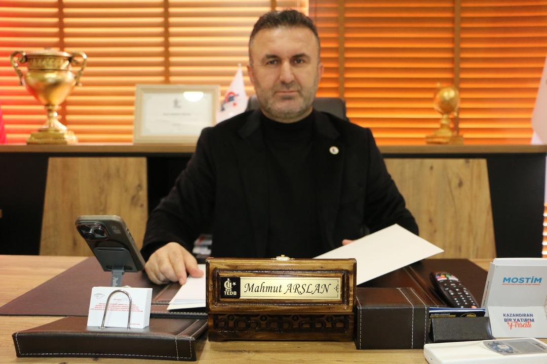  2+1 8 milyon TL ye &ccedil;ıktı  O ilde arsaları işaret edip ev sahiplerine seslendi 2