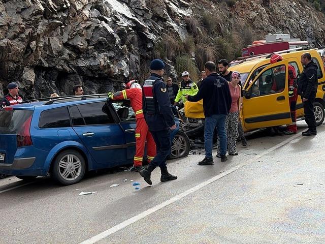 Fethiye&rsquo;de trafik kazası: 7 yaralı