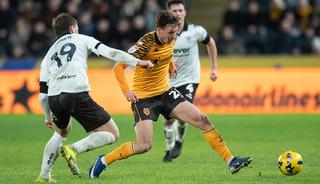 Ma&ccedil; durdu: Futbolcular bile g&ouml;rd&uuml;ğ&uuml;ne inanamadı