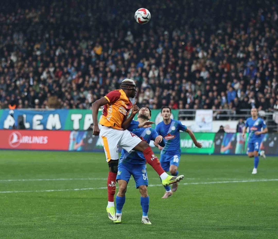 Galatasaray da Noa Lang ve Barış Alper Yılmaz ın gecesi! İkili coştuk&ccedil;a coşturdu 5