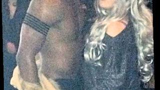 Mehtap Bayri doğum gününde şov yaptı! 