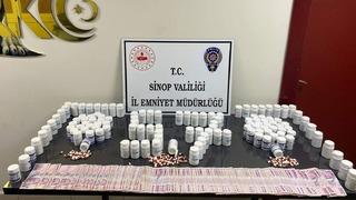 Sinop'ta uyuşturucu operasyonunda gözaltına alınan 3 zanlıdan 2'si tutuklandı