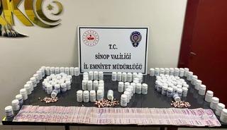 Sinop'ta uyuşturucu operasyonunda g&ouml;zaltına alınan 3 zanlıdan 2'si tutuklandı