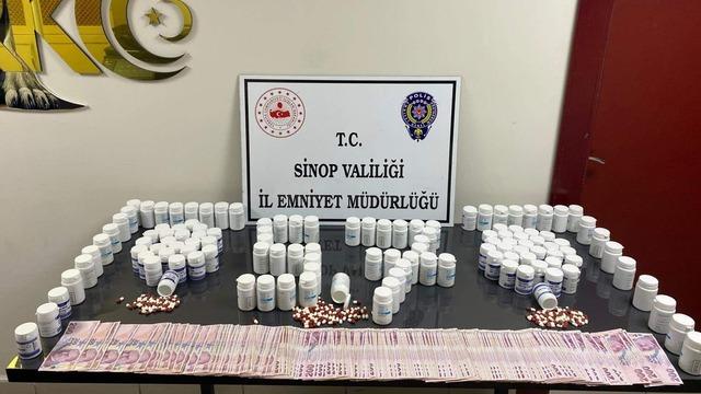 Sinop'ta uyuşturucu operasyonunda gözaltına alınan 3 zanlıdan 2'si tutuklandı