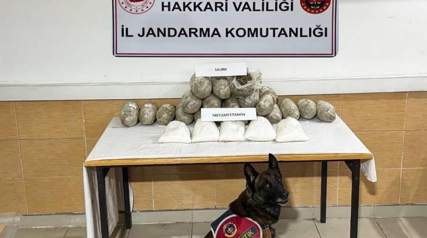 Hakkari'de 22 kilo 170 gram uyuşturucu ele ge&ccedil;irildi