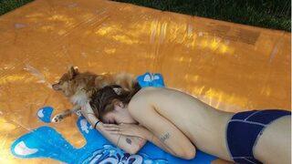 Ünlü çiftin kızı çırılçıplak fotoğraf paylaştı