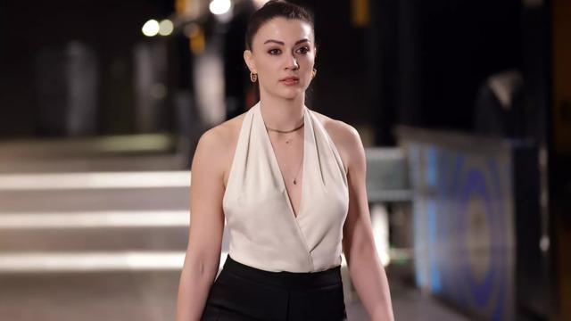 Burcu Özberk gündemde: Benim hiç estetiğim yok
