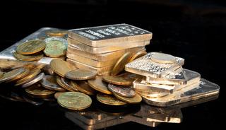 Parası olan altına koştu: 1 ayda 82 milyar dolarlık kar! 