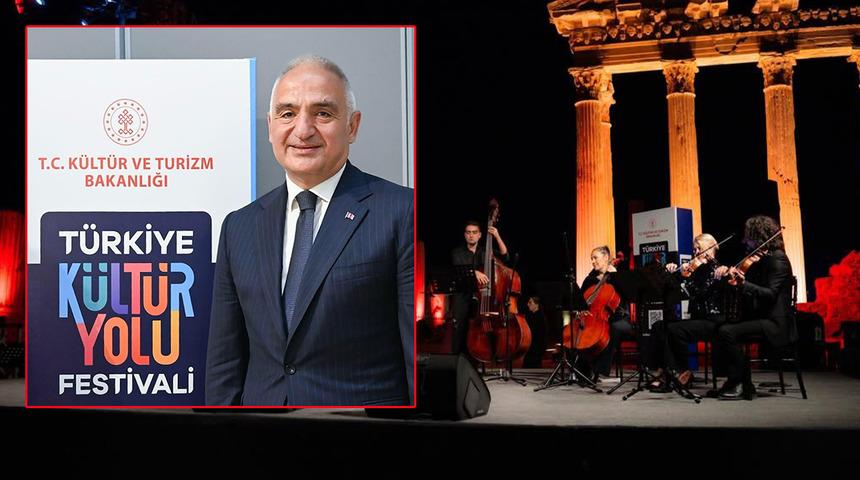 T&uuml;rkiye K&uuml;lt&uuml;r Yolu b&uuml;y&uuml;yor! Bakan Ersoy, "K&uuml;lt&uuml;r ve sanatla buluşmayan kalmayacak" dedi