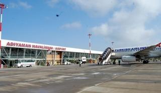 Adıyaman&rsquo;da sis nedeniyle u&ccedil;ak seferi iptal edildi