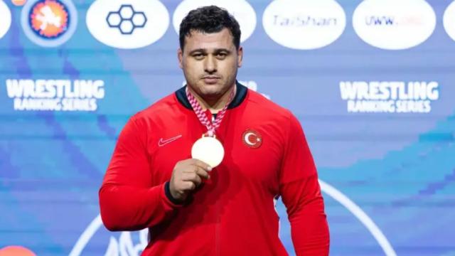 610 gün sonra döndü altın madalya aldı! Rıza Kayaalp'ten büyük başarı