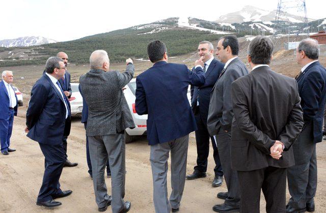 Şekip Mosturoğlu, Fenerbahçe Evi için Palandöken'de yer baktı