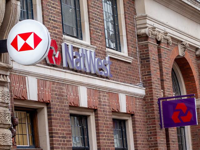 180 yıldır faaliyetteydi! D&uuml;nya devi iki banka birleşiyor