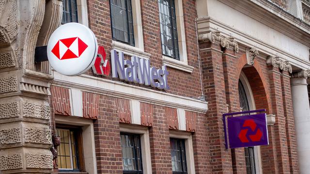 180 yıldır faaliyetteydi! Dünya devi iki banka birleşiyor