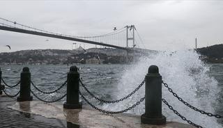 Bu saatlere dikkat! İstanbul'a fırtına uyarısı 