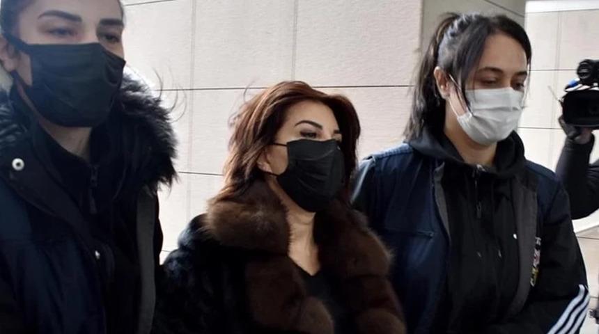 Sedef Kabaş hakkında 5 yıla kadar hapis istemiyle iddianame d&uuml;zenlendi