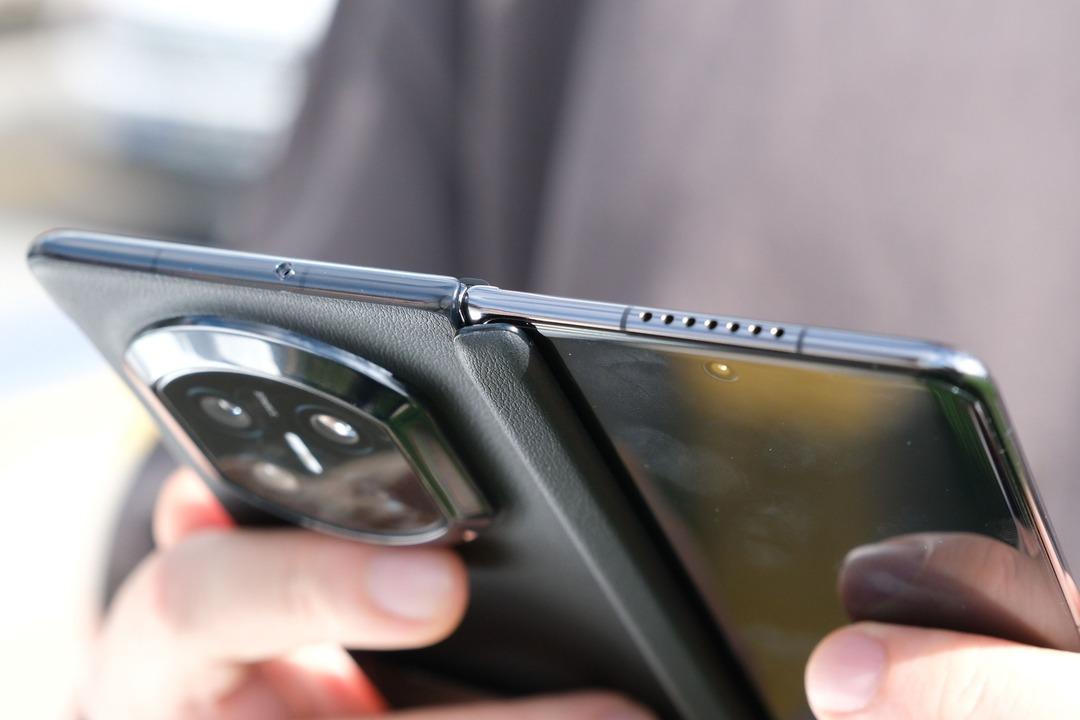 Sizi de Katlanabilir Telefon Almaya İkna Edebilecek HUAWEI Mate X7 T&uuml;rkiye de! 5