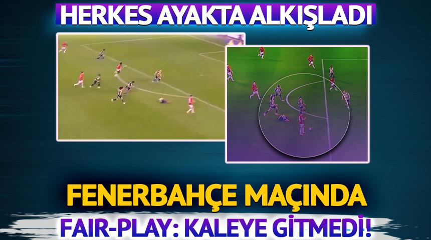 Kadık&ouml;y'de t&uuml;yleri diken diken eden an! Gol&uuml; atmayı reddetti, sakatlanan oyuncunun yanına koştu